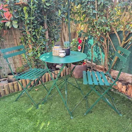 Cocooning - Terrasse - Jardin - Piscine Apartment *