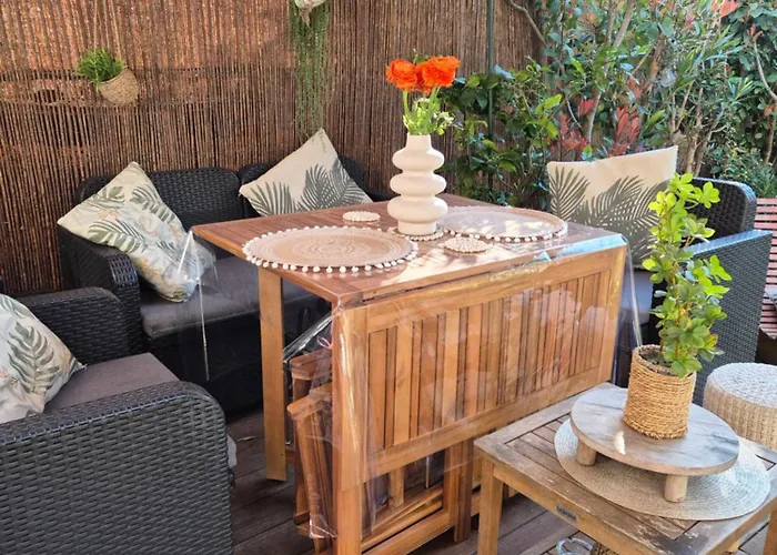 Cocooning - Terrasse - Jardin - Piscine شقة مينتون